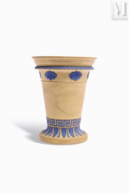 WEDGWOOD
Copa
o jarrón decorativo de terracota pol