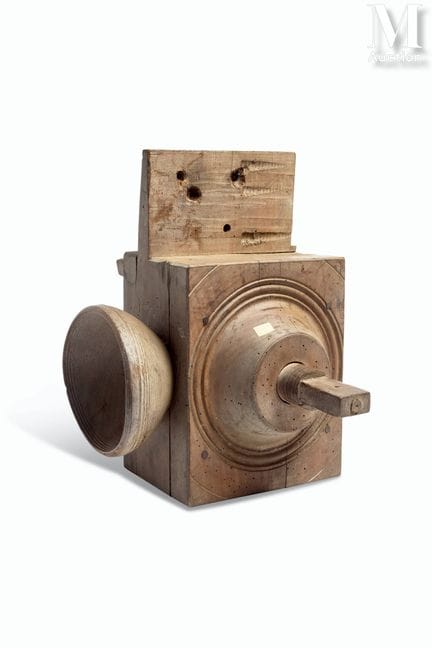 Antiguo molino de trigo (alforfón)
de madera talla