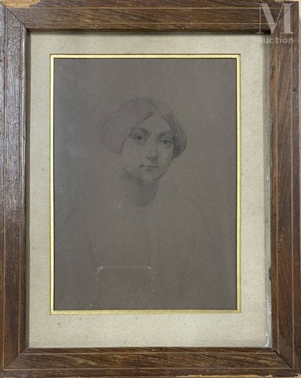 19世纪法国画派
女子肖像，发髻高盘
褐色纸上石墨素描
17.5 × 13.5 厘米，可见部分。
