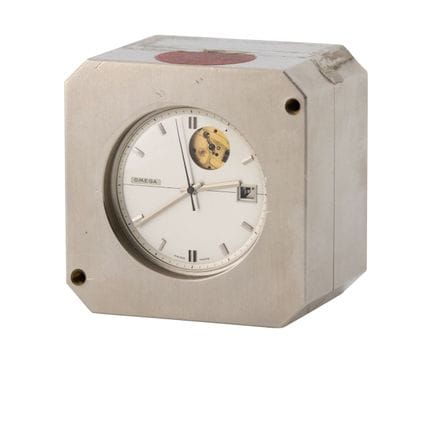Omega - Electromechanical Observatory Cal.
(*) An 