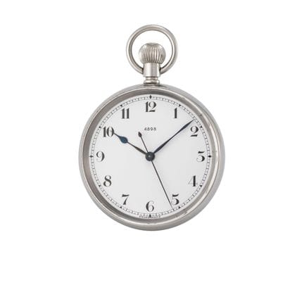 IWC / 国际手表公司 - 英国皇家海军
(*) 一款为英国皇家海军制造的沙夫豪森甲板表——国防部