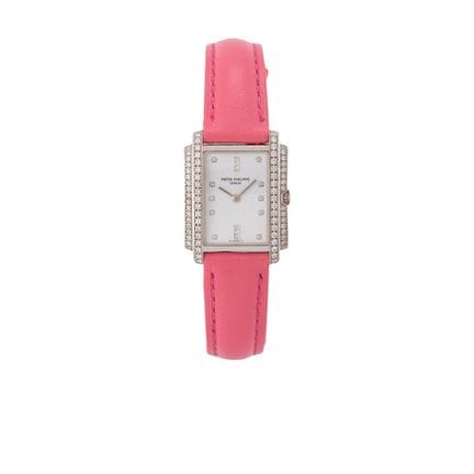 Patek Philippe - Lady Gondolo
An elegant and exqui
