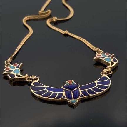 Collana "amuleto" in oro giallo (750) a maglia int