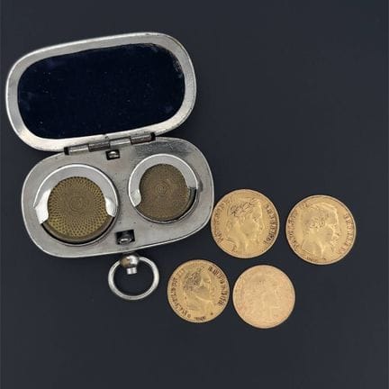 Set di quattro monete d'oro (900) composto da: 
- 