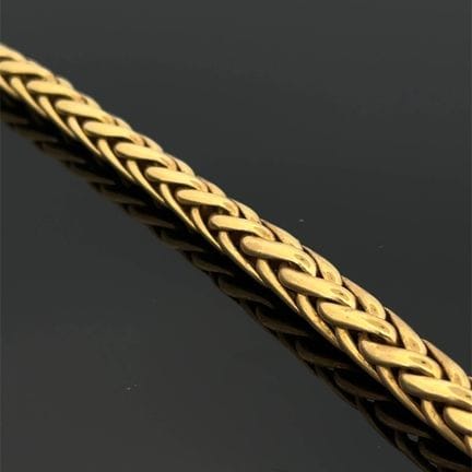 Collana in oro giallo (750) con maglie a forma di 