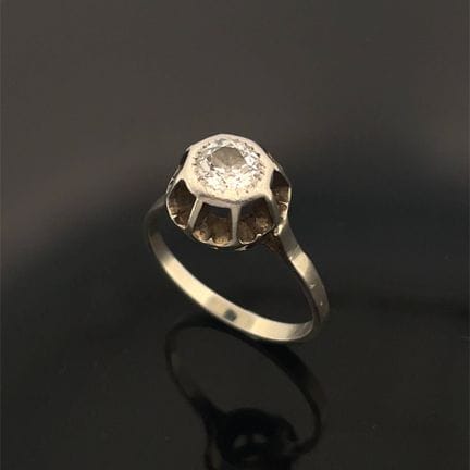 Anello solitario in oro bianco (750) con un diaman