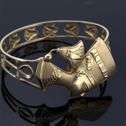 Bracciale rigido con chiusura a fibbia “Nefertiti”
