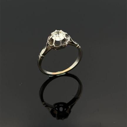 Anello solitario in oro bianco (750) e platino (95