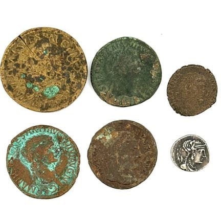 Monde Antique - Lot de 6 monnaies : 
- Drachme en 