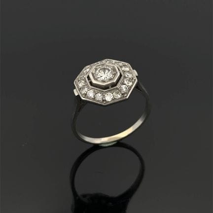Anello ottagonale in oro bianco (750) e platino (9