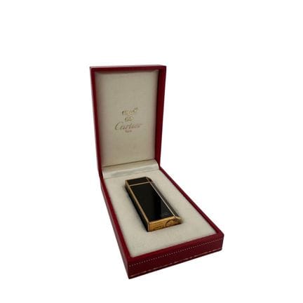 Must de CARTIER, 
 Feuerzeug aus vergoldetem Metal