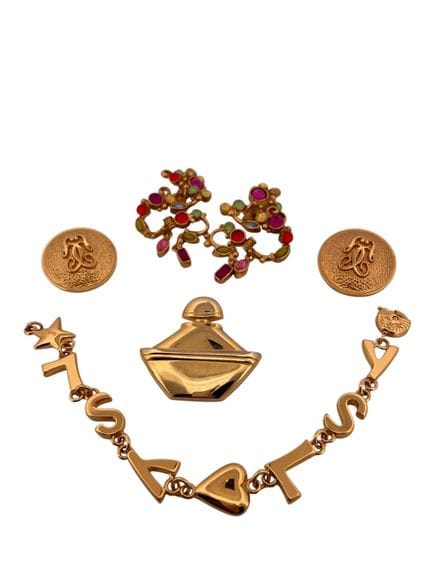 Modeschmuck-Set, bestehend aus:
- Christian LACROI