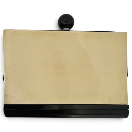 Clutch aus weißem und schwarzem Kunstharz, innen m