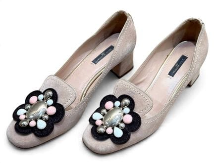 LOUIS VUITTON
Coppia di ballerine con tacco in cam