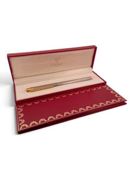 MUST von CARTIER 
Füllfederhalter Modell SANTOS mi