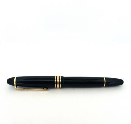MONTBLANC
Meisterstück-Füllfederhalter Nr. 146 aus