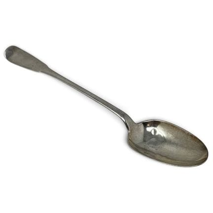 Cuillère à ragout en argent (950).
Paris, 1756-176