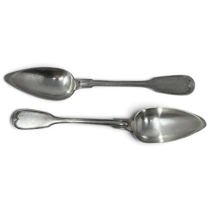 Deux cuillères à potage en argent (950) modèle fil