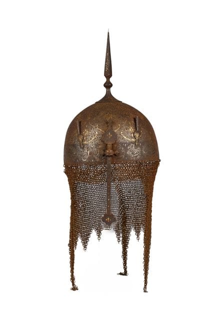 Indo-persischer Helm.
Halbkugelförmige Helmschale,