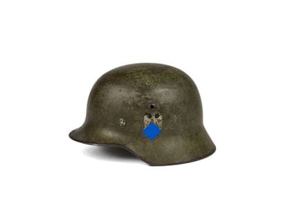 Deutscher Heer-Helm, Modell 1935.
Stahlhelm-Schale