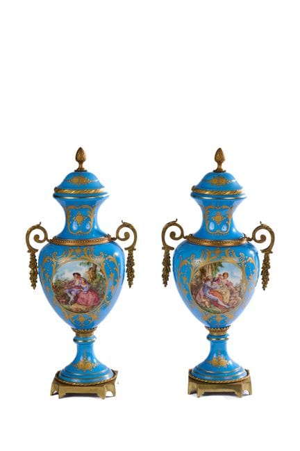SÈVRES, in the style of the period.
Pair of porcel
