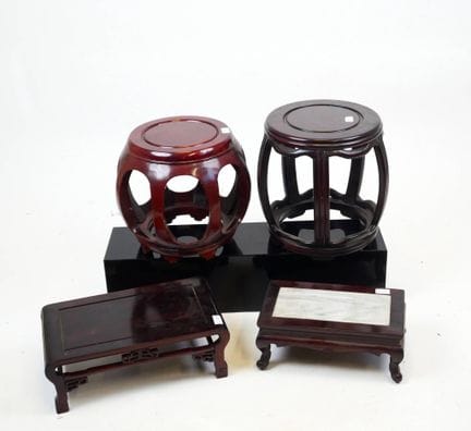 CHINA - 20th century
Set consisting of two small, 