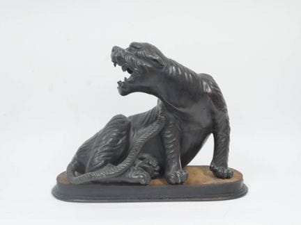 JAPAN, Meiji period
Roaring Tiger 
Copper alloy ca