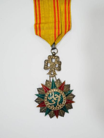 TUNISIE
Croix de commandeur de l’ordre de Nichan A