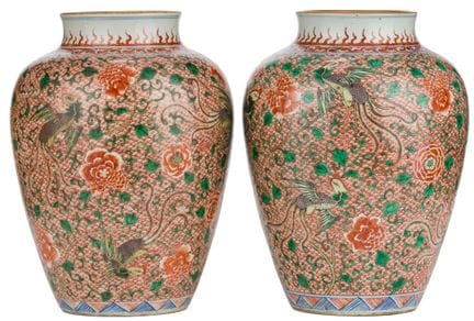 Paire de vases Wucai

Chine, XIXe/XXe siècles. Por