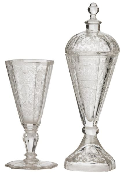 Dos vasos decorativos

Probablemente de Silesia, s