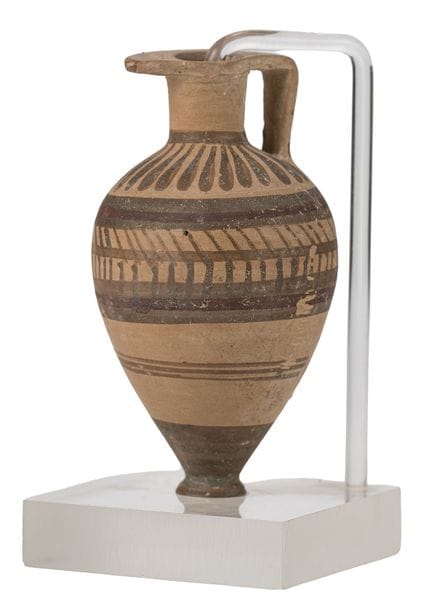 Vase étrusque avec socle

Étrurie, VIe siècle av. 