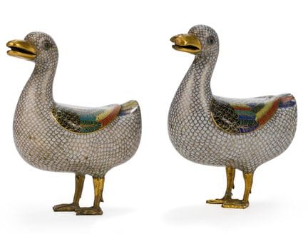 Paire de canards en cloisonné

Chine, vers 1900. M