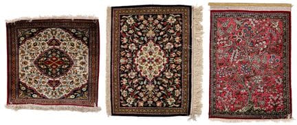Lot de trois tapis en soie de Ghom

Perse centrale