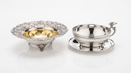 Ensemble en argent

XXe siècle. Argent. Teneur en 