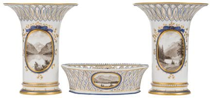 Deux vases et un bol de Nymphenburg

Nymphenburg, 