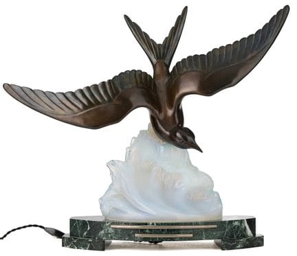 Lampe de table avec oiseau, Art déco

France, Art 