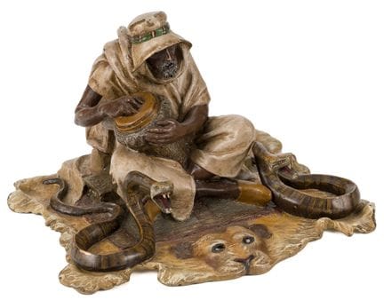 Encrier

Vienne, Art nouveau, vers 1900. Bronze, p