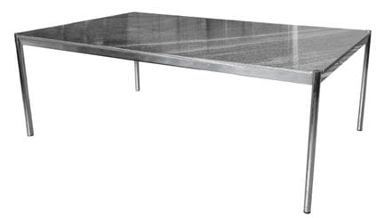 Table de salle à manger USM Haller

Suisse. Tube d