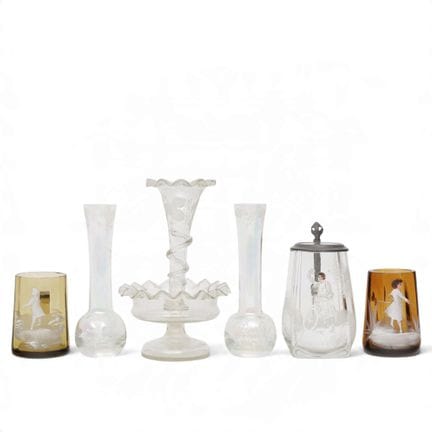 England, Mary Gregory style, three mugs, set of va