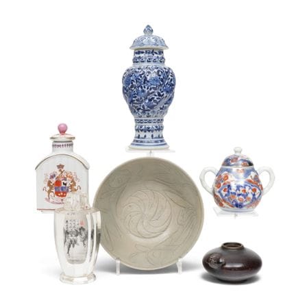 China, a collection of assorted porcelain: a blue-