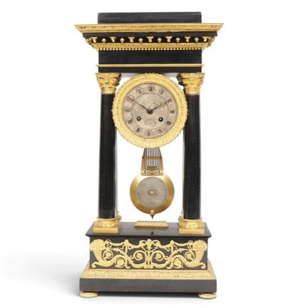 Francia, reloj de columna de madera ebonizada, hac
