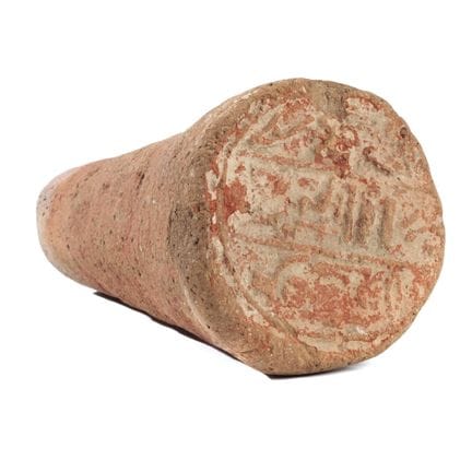 Egipto, Nubia, un sello cónico de terracota, ca. 1