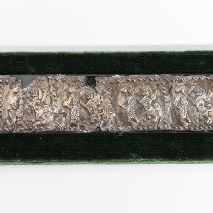 Perse, dynastie achéménide, diadème ou ceinture en