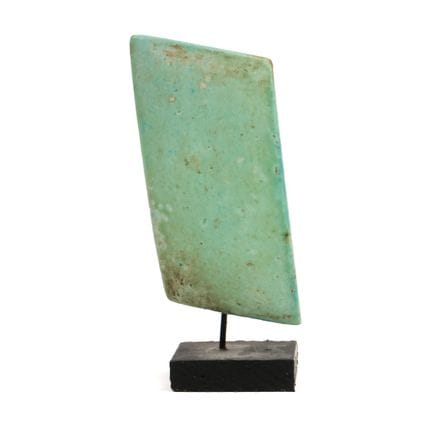Egitto, piastrella in faience di forma romboidale 