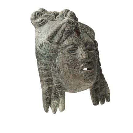 Masque ornemental romain en bronze, datant approxi