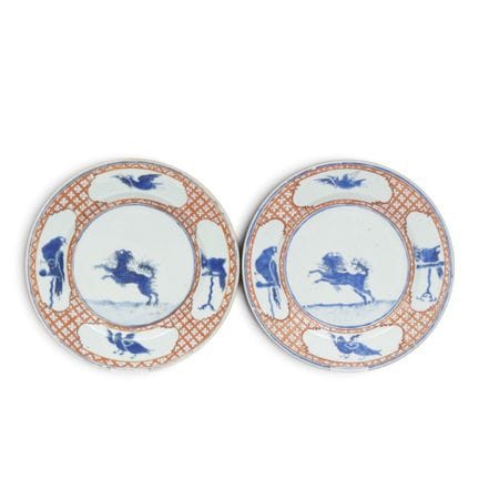 Chine, paire d'assiettes en porcelaine « Leaping P