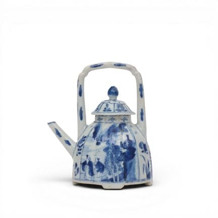 China, a blue-and-white porcelain mallet-shaped te