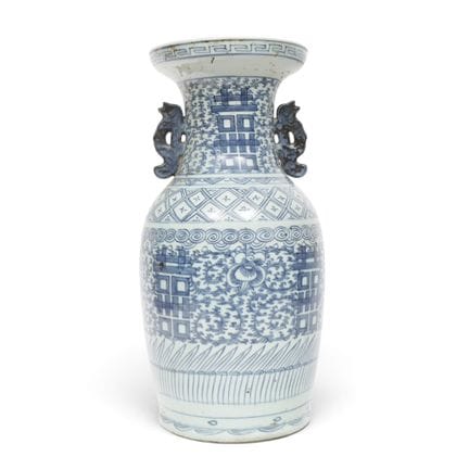 Chine, vase en porcelaine bleue et blanche « doubl