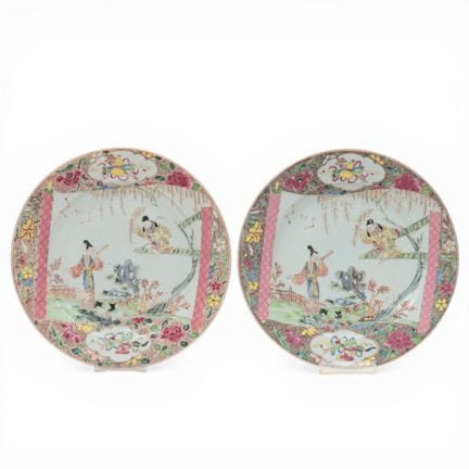 China, a pair of famille rose porcelain "Romance o