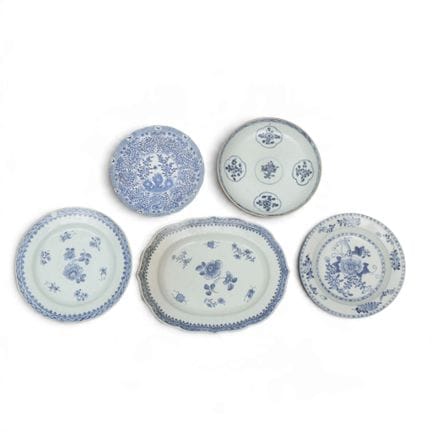 Chine, ensemble de vaisselle bleue et blanche, pér